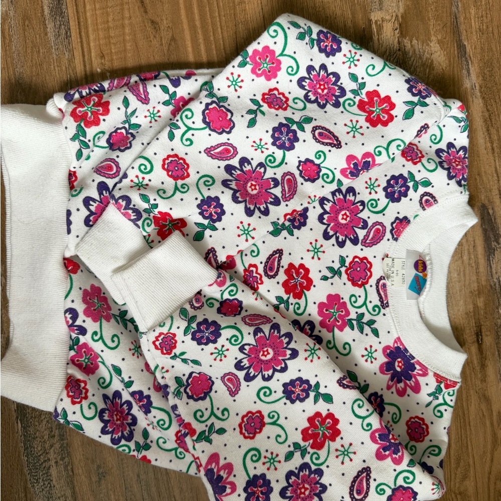 Floral Patterned Sweatshirt